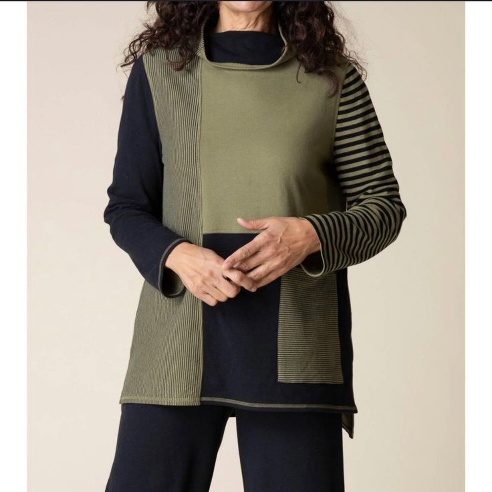 Habitat Clothes to Live In M Colorblock Cowl Neck Tunic Top Green Black Medium